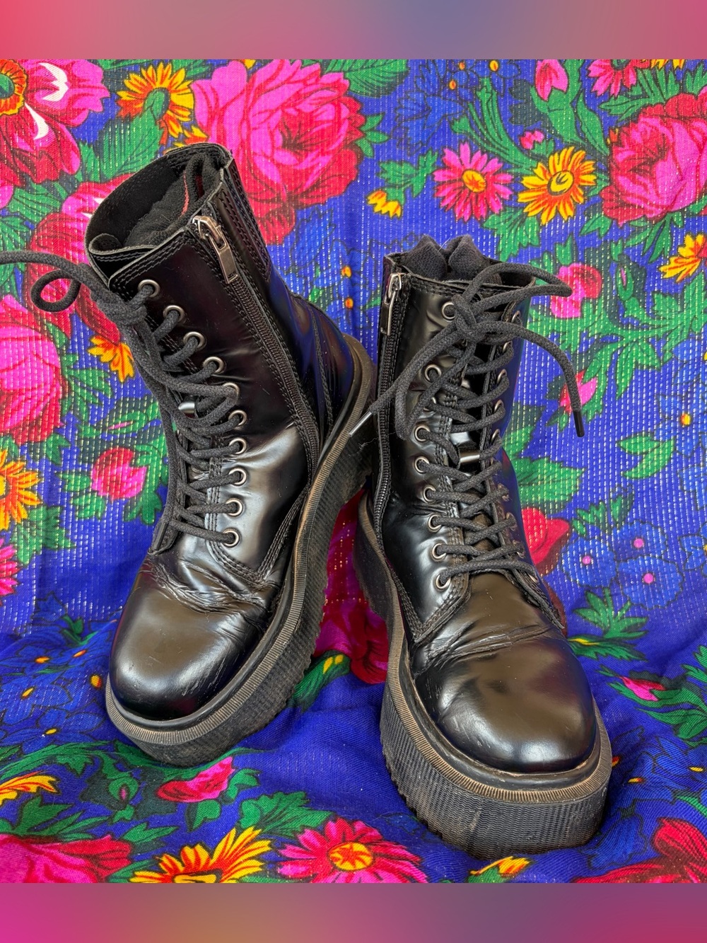 PLATFORM COMBAT BOOTS!